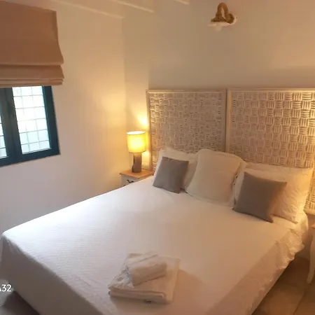 Casa Christos * בארבאטי